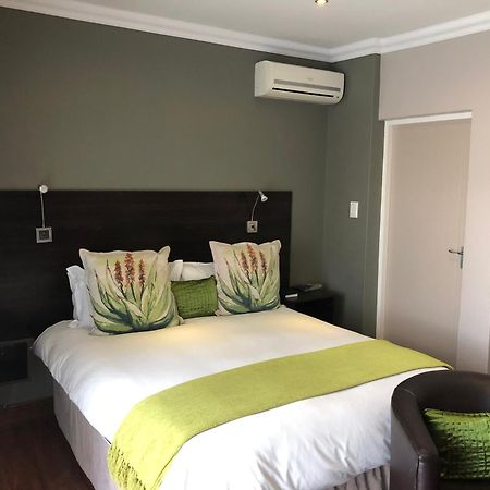 314 On Clark Guest House Pretoria-Noord Kültér fotó