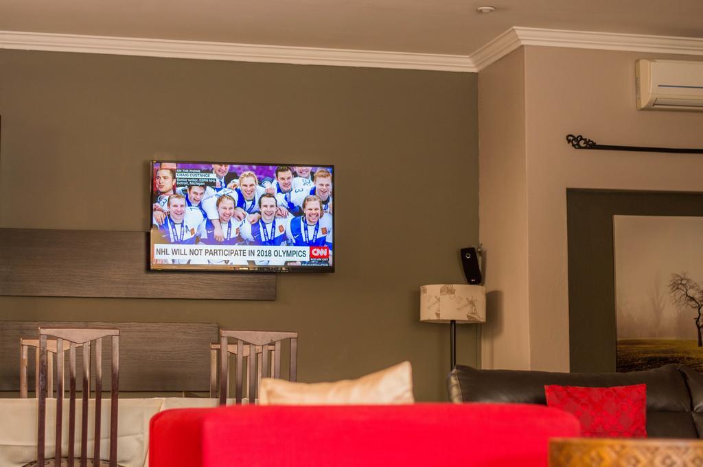 314 On Clark Guest House Pretoria-Noord Kültér fotó
