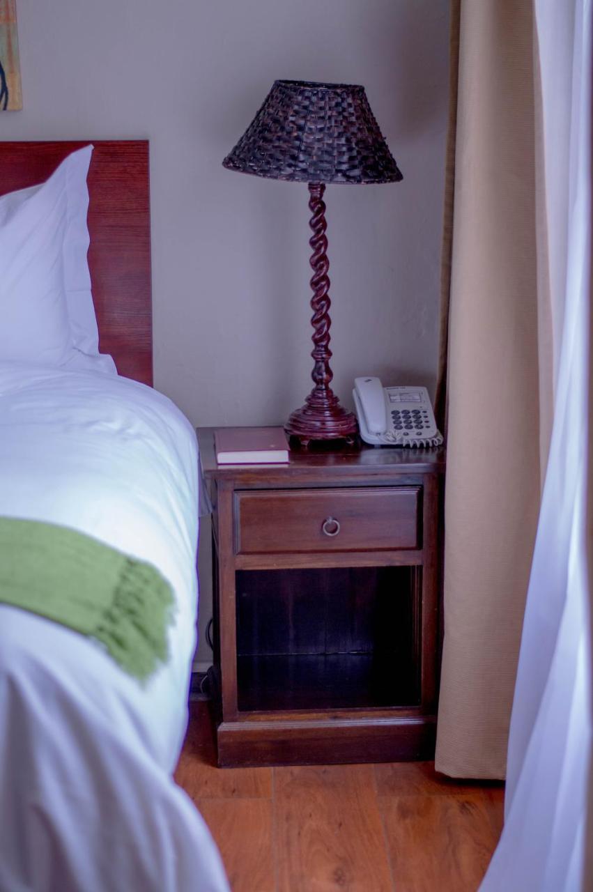 314 On Clark Guest House Pretoria-Noord Kültér fotó